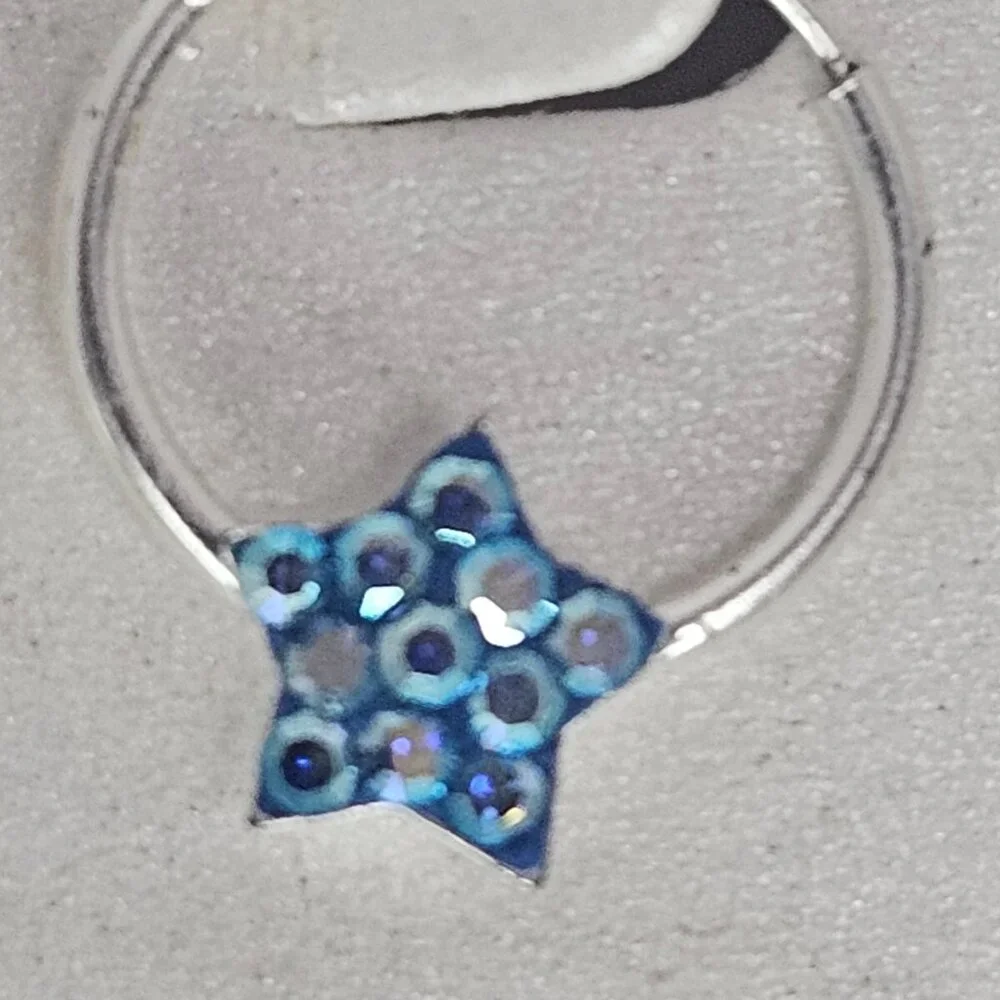Girls Sterling Silver crystal blue star hoop earrings jewelry new   The earrings